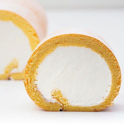 【1本】ホワイトロールケーキ　アイスケーキのような半解凍でも楽しめる新食感ロールケーキ!