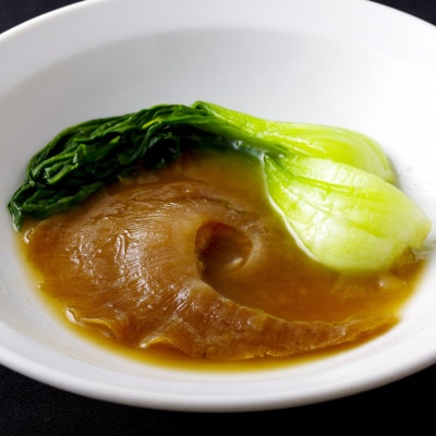 孫さんのふかひれ姿煮と黒豚小籠包と水餃子2種(にら・白菜)