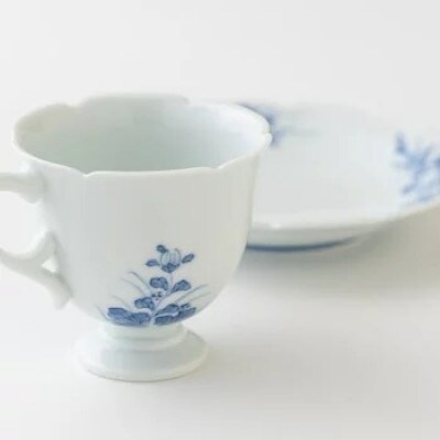 【嘉久正窯】菊萩高台コーヒー碗皿2客セット 計4点 G115