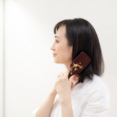 漆塗り天然豚毛パドルブラシ シャンパンゴールド(小)