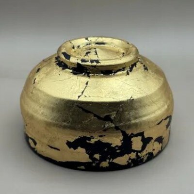 抹茶碗 漆黒 金箔貼り (マット仕上げ)