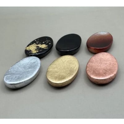 箸置き　小判　漆黒金箔