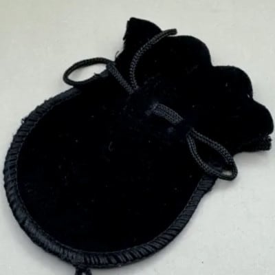 箸置き　小判　漆黒金箔