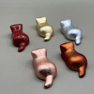 箸置き　猫　箔貼り金