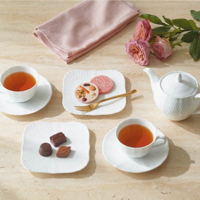 ノリタケ【シェール ブラン】カップ&ソーサーペア