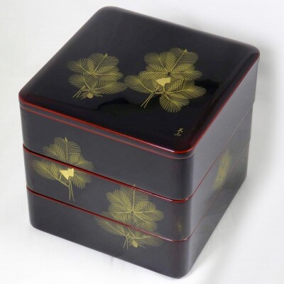 越前漆器　溜 若松(立山)65隅丸三段重　日展作家 立山作