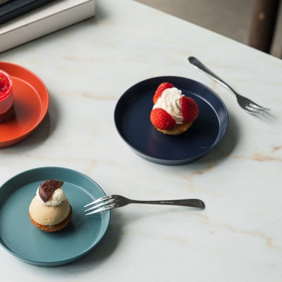 【食洗機対応 カラフルな越前漆器】 RIN&CO.　平皿S / I-03・ネイビー