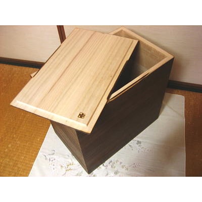 桐製米びつ30kgサイズ　焼桐　一合升すり切り棒付き