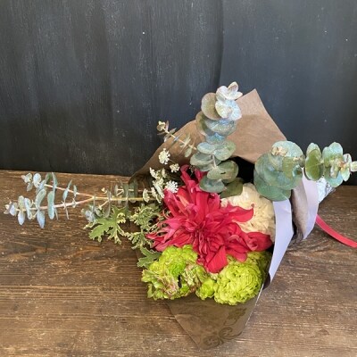 母の日 前日含む お届け予定 おまかせ花束 高知のお花で作りました B249 お礼品詳細 ふるさと納税なら さとふる