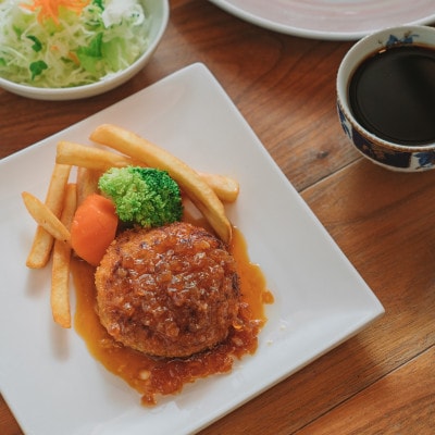 【ハンバーグ専門店ぎゅう丸】冷凍オニオンハンバーグ4個入り
