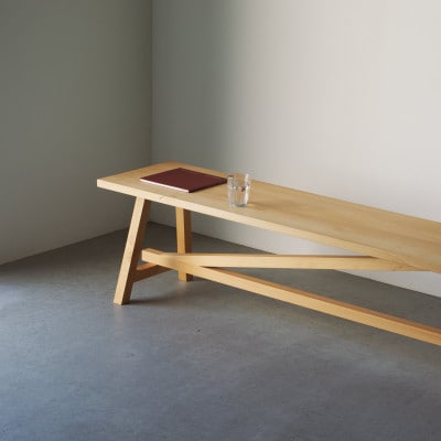 ダイニングベンチ　Brace Bench