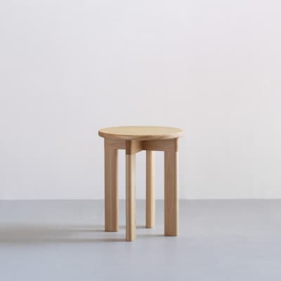 奈良県産ヒノキのスツール　Round Stool