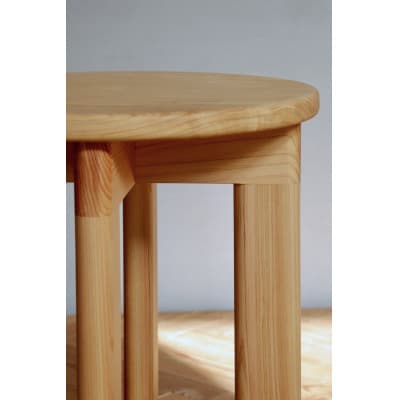 奈良県産ヒノキのスツール　Round Stool