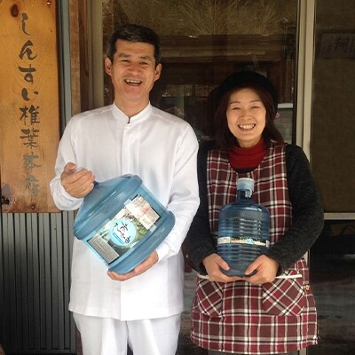定期便 【2回配送】 秘境しいば山の水「母ちゃ~ん水」 非加熱 濾過 超軟水 【合計32L】