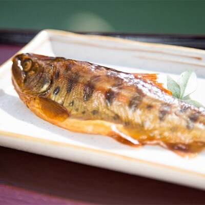 椎葉の山女魚 焼きえのは ヤマメ の甘露煮 2袋 ごはんやおつまみに お礼品詳細 ふるさと納税なら さとふる
