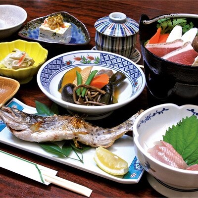【宿泊券】森の宿 三越 1泊2日朝食・夕食付プラン(大人1名:中学生以上)