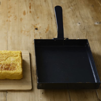 ラバーゼ 鉄玉子焼き器18×18cm LB-091