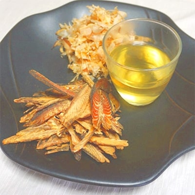 沼津産 さば厚削り1kg, さば薄削り200g セット