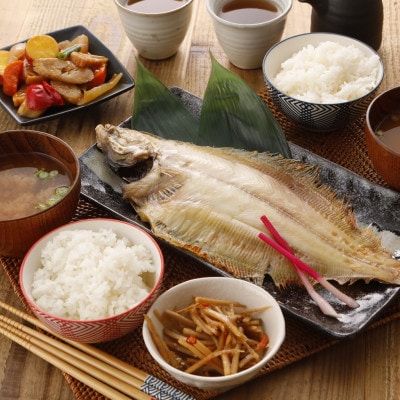 一夜干しかれい「ヒレグロ3尾」と「かれいの煮つけ」を得意料理にするセットMM0264