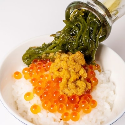 海鮮丼の具 川秀瓶ドンウニ3本セット (ウニ イクラ メカブ) 小分け お手軽 冷凍 海鮮丼 三陸