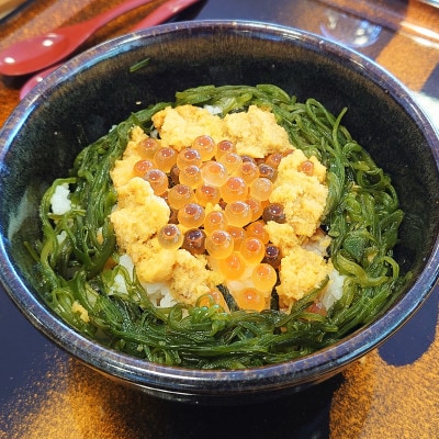 岩手県宮古市　三陸から!お手軽な川秀の冷凍海鮮丼　瓶ドン(ウニ・イクラ・メカブ入り)　5本セット
