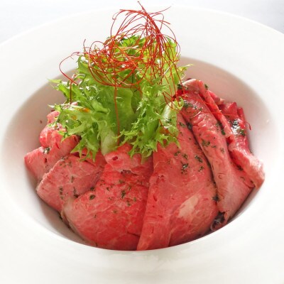 あか牛ローストビーフとステーキの食べ比べセット(あさぎり町)