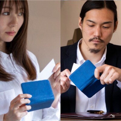《国産鹿革×阿波藍染》手作り 名刺入れ(水色)　ポケット マチあり