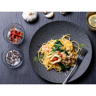 「カニ屋が作る　海のパスタソース」  トマトソース 3袋 + ペペロンチーノソース 3袋　合計6袋
