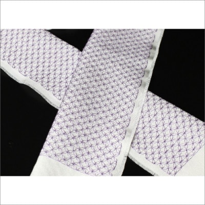 【和装小物】伝統刺繍の半衿 パープル 伊達衿で華を添え 着物の襟元でお顔と着物を引き立てる刺繍半衿