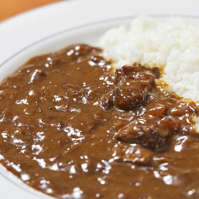 日本海牧場の黒にんにくと牛すじ肉の米粉カレー5袋(1袋　180g)(京丹後市)