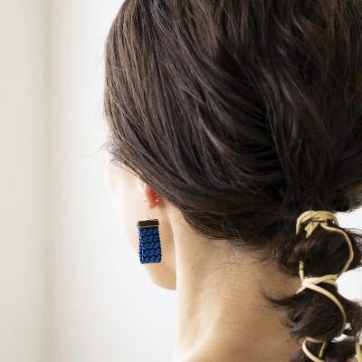 kuska fabricのガルザピアス【丹後ブルー】 世界でも稀な手織りファブリック