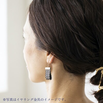 kuska fabricのガルザピアス【ゴールド】世界でも稀な手織りファブリック