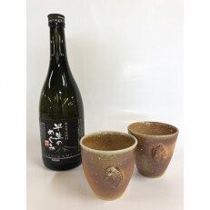 【限定品】階上早生そば焼酎とオリジナル陶器製焼酎グラス(ペア)のセット