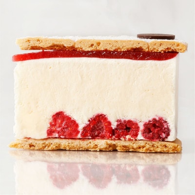 洋菓子店カサミンゴーの高級洋菓子 ケーゼザーネトルテレアチーズケーキ15cm