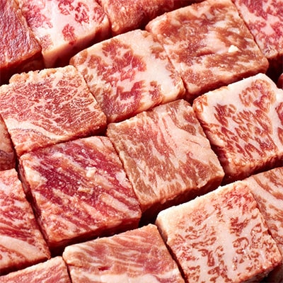 【毎月定期便】A4等級 鹿児島産黒毛和牛モモサイコロステーキ合計500g 全3回