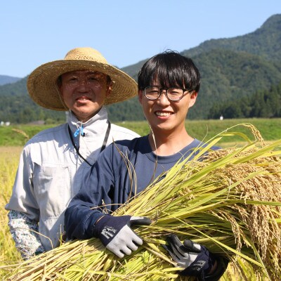 南魚沼産コシヒカリ　八富米　農薬8割減の特別栽培米　八海山の雪解け水が育むお米　白米20kg