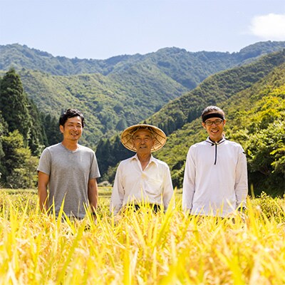 【毎月定期便】雪室貯蔵 厳選こだわり南魚沼産コシヒカリ「こまがた農園のお米」2kg　全9回