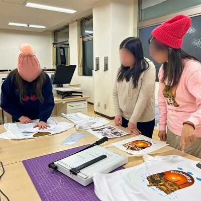 北海道釧路市でキャリア教育等に取組む「デジラポ」現地見学とオリジナルグッズ作り体験 F5F-0263