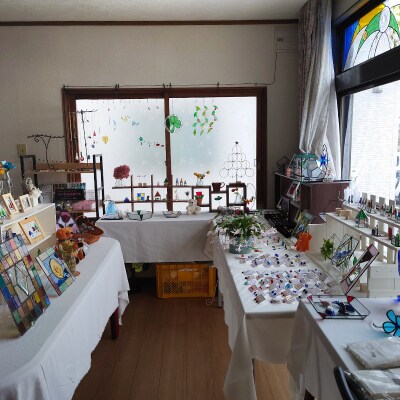 地元職人が作成したガラス製のブローチ カフェ&雑貨cache cache F5F-0300