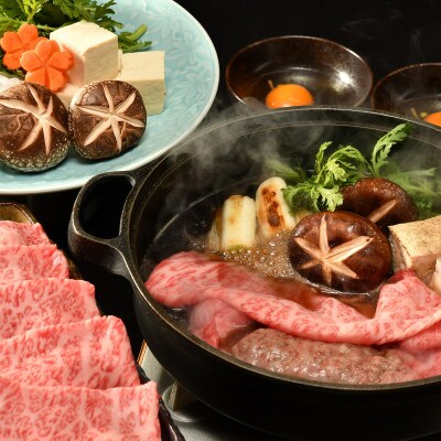 松阪牛すき焼き用(肩・モモ)500g