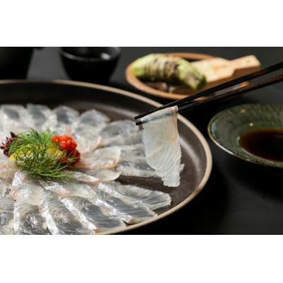 とらふぐのてっさ&ひらめの薄造り(大皿)/1皿