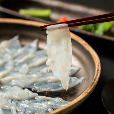 とらふぐのてっさ(大皿)×1皿