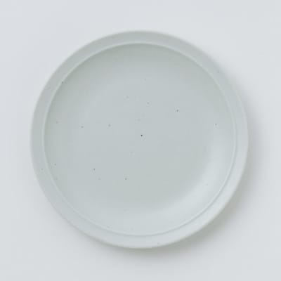 白マット18cm皿(縁付)　伊万里陶苑