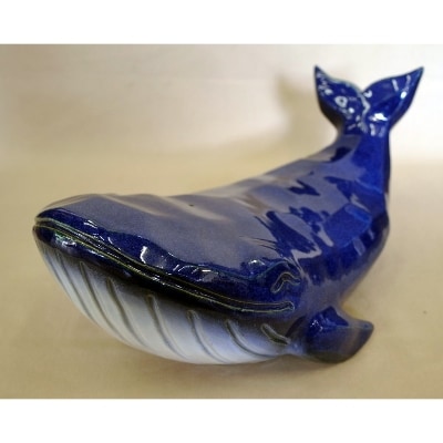 信楽焼　クジラ噴水