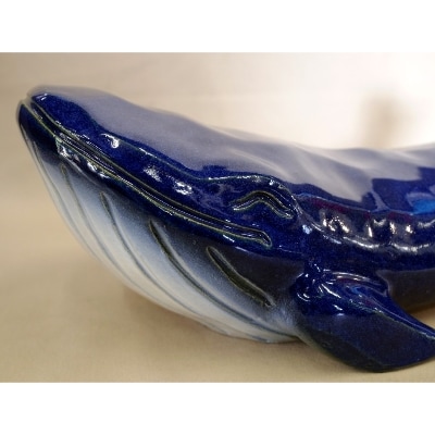 信楽焼　クジラ噴水
