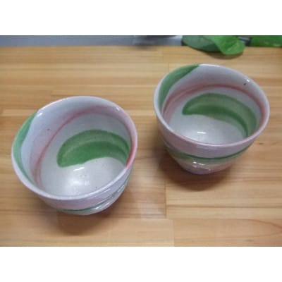 【信楽焼】ピンク&グリーンペア湯呑　nwu-023