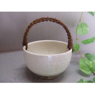 【信楽焼】つる付粉引無地花入れ nha-044