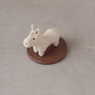 信楽焼・明山の　干支置物「仔うま(大)」単品　eto26-05