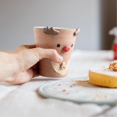 信楽焼・明山の　トナカイのフリーカップ　s15-27