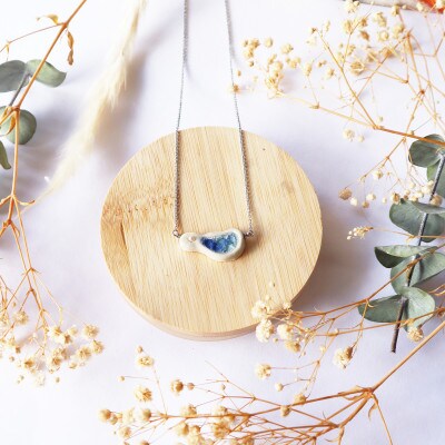 【雑誌掲載】信楽焼の伝統工芸(陶器)リラックスタイムに。アロマが香るネックレス/癒し　-湖面-